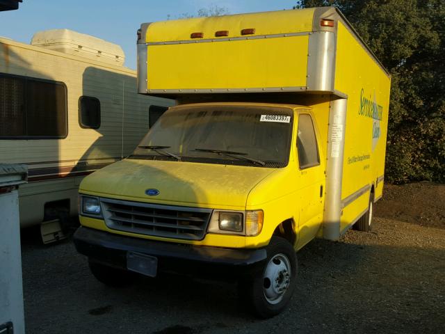 1FDKE37G3PHA56746 - 1993 FORD ECONOLINE YELLOW photo 2