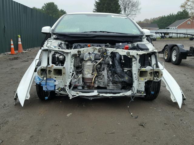 2HGFB2F55DH516540 - 2013 HONDA CIVIC LX WHITE photo 9