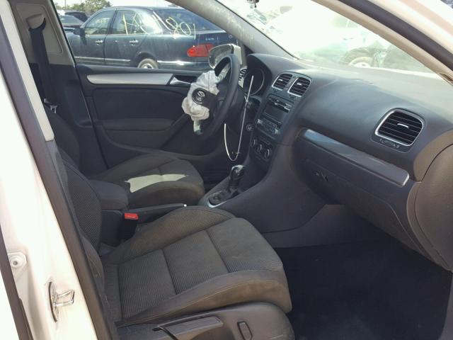 WVWDB7AJ3DW117344 - 2013 VOLKSWAGEN GOLF 白色 照片 5