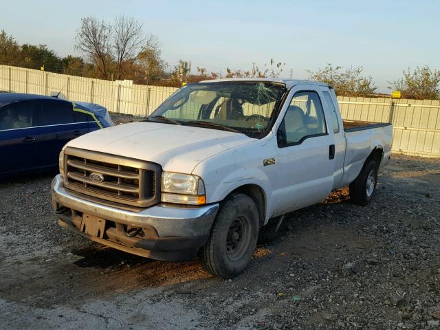 1FTNX20L04ED54147 - 2004 FORD F250 WHITE photo 2