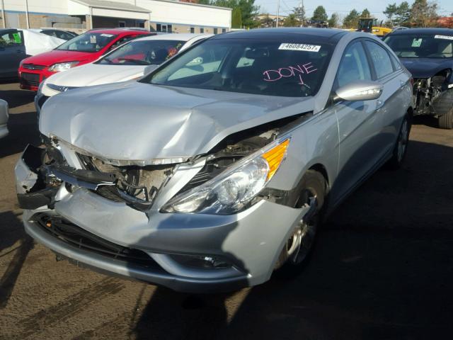 5NPEC4AC4DH611008 - 2013 HYUNDAI SONATA SE BLACK photo 2