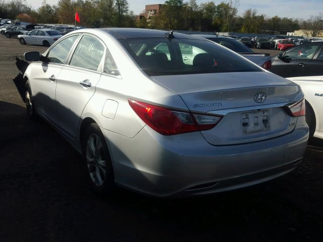 5NPEC4AC4DH611008 - 2013 HYUNDAI SONATA SE 黑色 照片 3