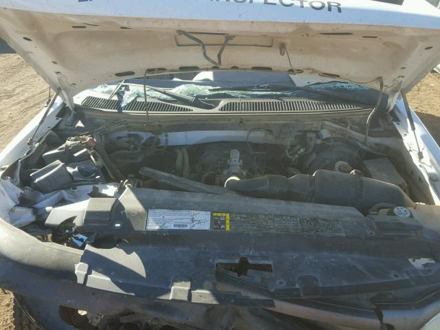 1FTRF17203NB91851 - 2003 FORD F150 WHITE photo 7