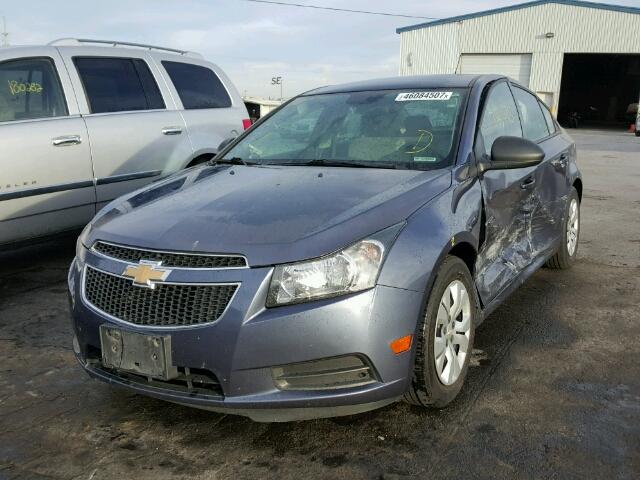 1G1PB5SH4D7259198 - 2013 CHEVROLET CRUZE LS BLUE photo 2