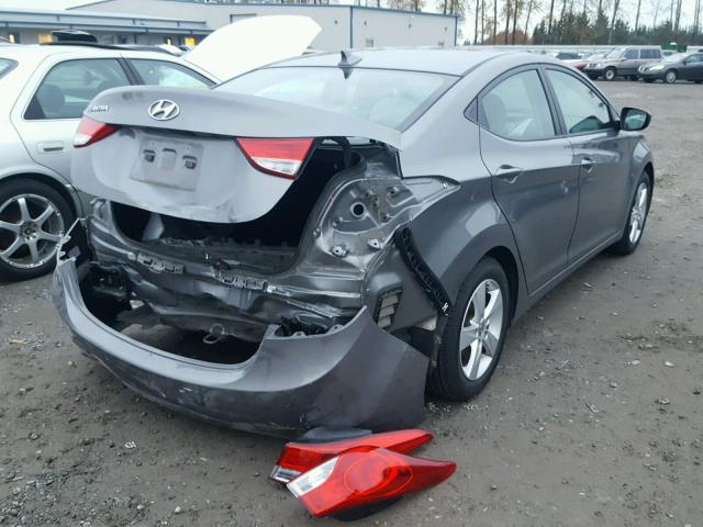 5NPDH4AE8DH427690 - 2013 HYUNDAI ELANTRA GL GRAY photo 4