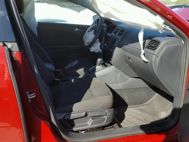 3VW267AJ2GM408611 - 2016 VOLKSWAGEN JETTA S RED photo 5