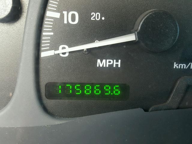 5LMPU28A0YLJ13459 - 2000 LINCOLN NAVIGATOR 灰色 照片 8