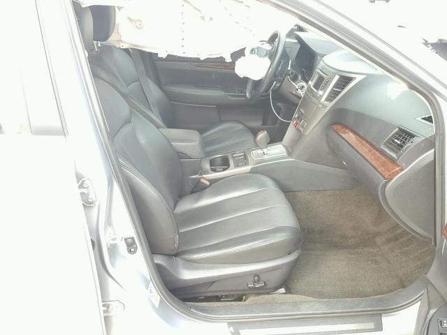 4S3BMBL64E3029242 - 2014 SUBARU LEGACY 2.5 GRAY photo 5