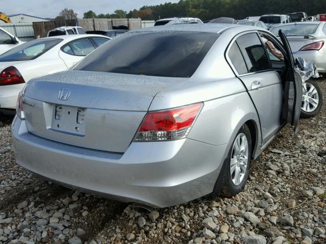 1HGCP2F47AA039826 - 2010 HONDA ACCORD LXP SILVER photo 4