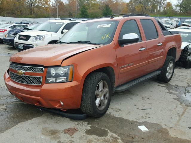 3GNFK12398G273745 - 2008 CHEVROLET AVALANCHE ORANGE photo 2