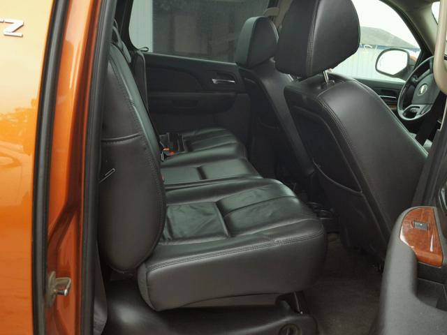 3GNFK12398G273745 - 2008 CHEVROLET AVALANCHE ORANGE photo 6