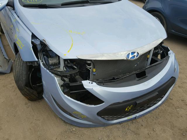 KMHEC4A46FA136945 - 2015 HYUNDAI SONATA HYB BLUE photo 9