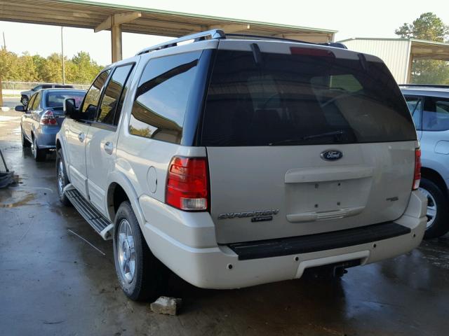 1FMFU19585LA03670 - 2005 FORD EXPEDITION WHITE photo 3