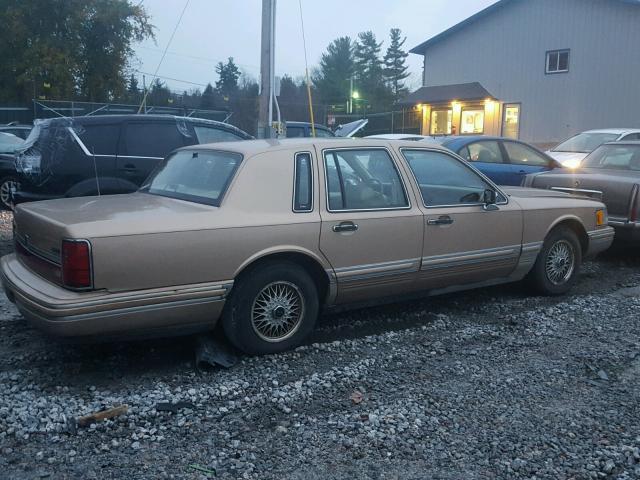 1LNCM83W9MY745378 - 1991 LINCOLN TOWN CAR GOLD photo 4