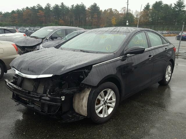 5NPEB4AC2DH712552 - 2013 HYUNDAI SONATA GLS BLACK photo 2