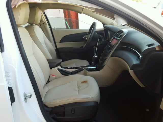 1G11C5SA2GF160993 - 2016 CHEVROLET MALIBU LIM 白色 照片 5