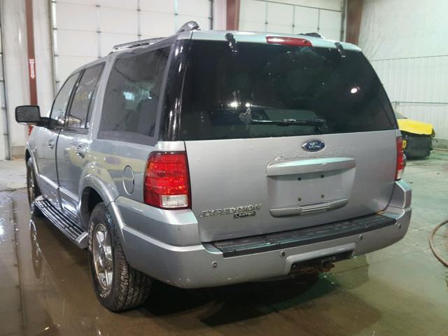 1FMFU20546LA62302 - 2006 FORD EXPEDITION SILVER photo 3