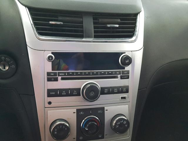 1G1ZC5E09CF354968 - 2012 CHEVROLET MALIBU 1LT SILVER photo 9