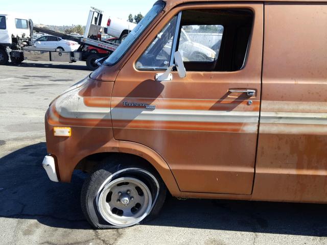 B21BF8X160583 - 1978 DODGE VAN BROWN photo 9