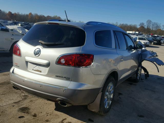 5GAKVDED5CJ177818 - 2012 BUICK ENCLAVE SILVER photo 4