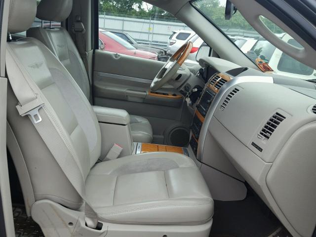 1A8HW58207F509798 - 2007 CHRYSLER ASPEN LIMI 棕色 照片 5