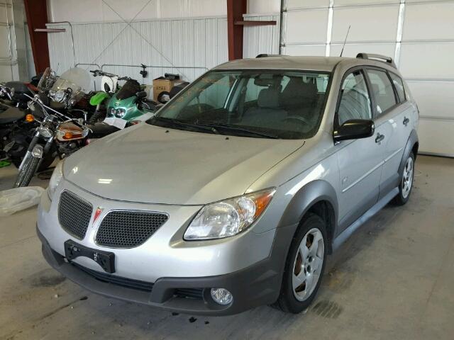 5Y2SL658X8Z403735 - 2008 PONTIAC VIBE SILVER photo 2