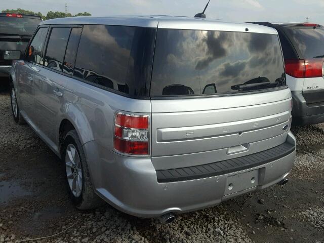 2FMGK5B87HBA00530 - 2017 FORD FLEX SE SILVER photo 3