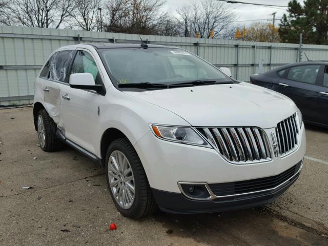 2LMDJ8JK8BBJ02385 - 2011 LINCOLN MKX WHITE photo 1