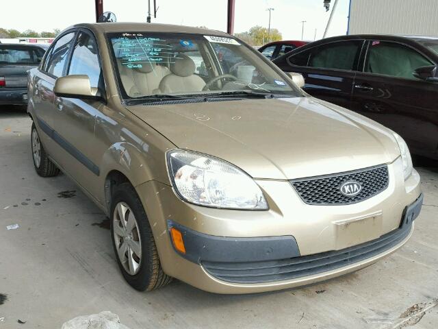 KNADE123686319764 - 2008 KIA RIO GOLD photo 1