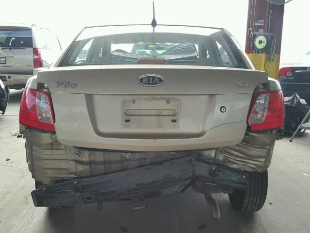 KNADE123686319764 - 2008 KIA RIO GOLD photo 9