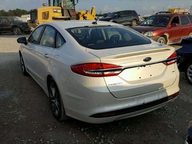 3FA6P0H78HR254435 - 2017 FORD FUSION SE WHITE photo 3