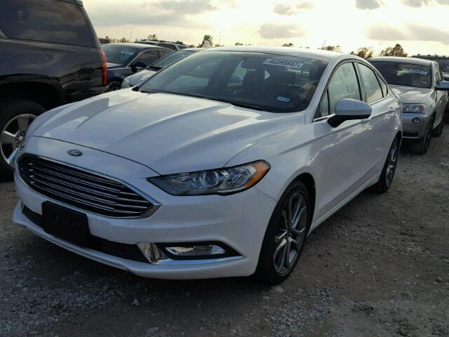 3FA6P0H7XHR254436 - 2017 FORD FUSION SE WHITE photo 2