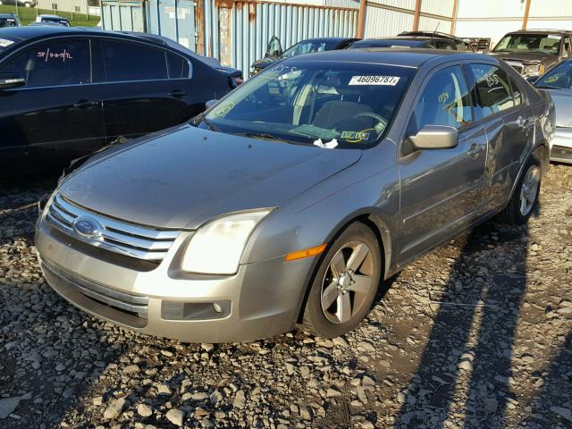 3FAHP07Z08R165325 - 2008 FORD FUSION SE GRAY photo 2