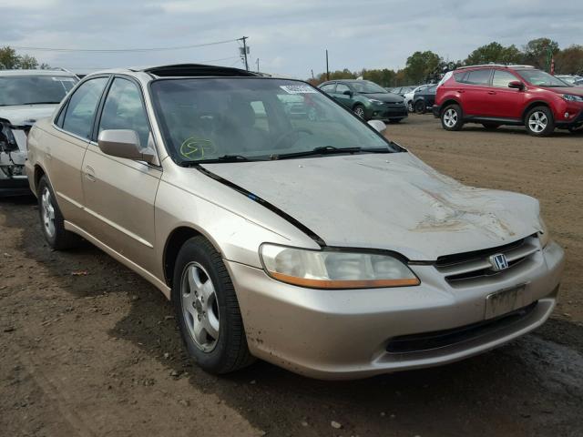 1HGCG1650YA048641 - 2000 HONDA ACCORD GOLD photo 1