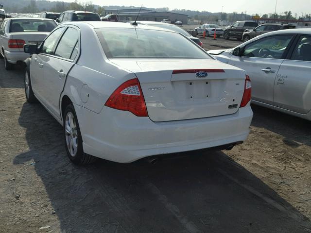 3FAHP0HG9CR232512 - 2012 FORD FUSION SE WHITE photo 3