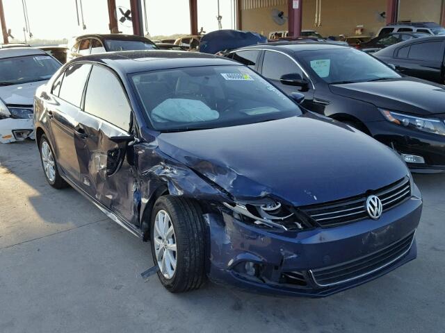 3VWD17AJXEM209133 - 2014 VOLKSWAGEN JETTA SE BLUE photo 1