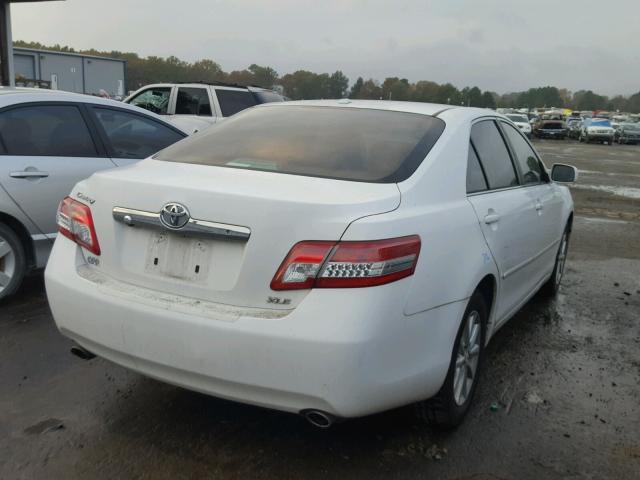 4T1BK3EK5AU603790 - 2010 TOYOTA CAMRY SE WHITE photo 4