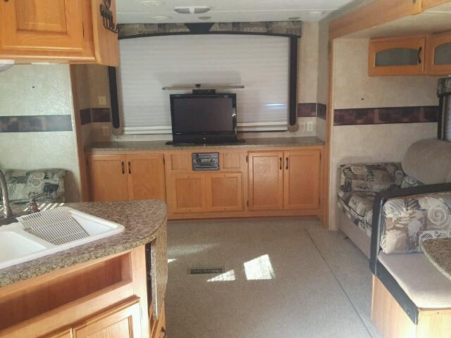 4YDT29723A1530376 - 2010 KEYSTONE SPRINGER 白色 照片 5