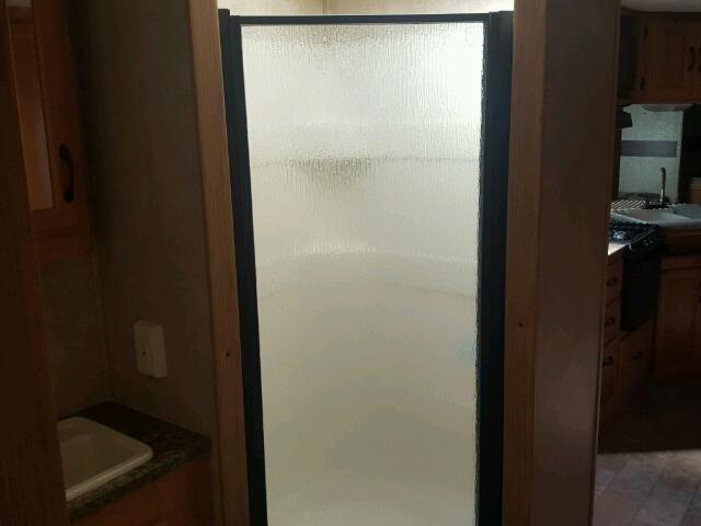 4YDT29723A1530376 - 2010 KEYSTONE SPRINGER 白色 照片 8