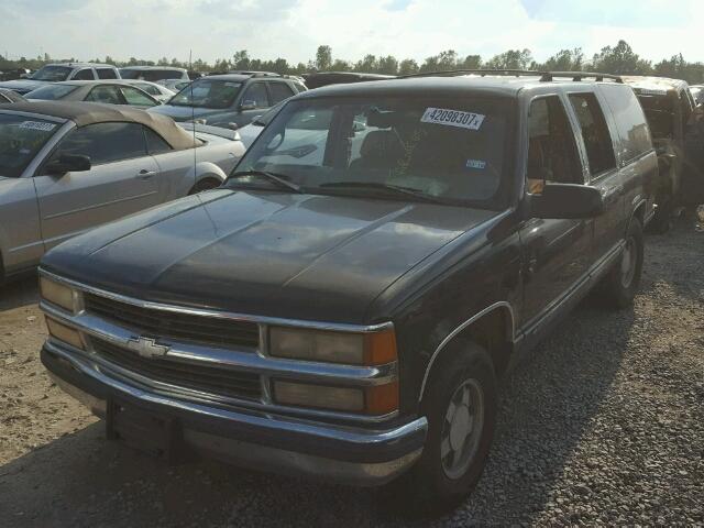 3GNEC16R6VG160564 - 1997 CHEVROLET SUBURBAN BLACK photo 2