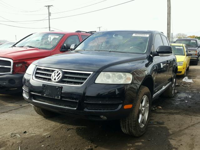 WVGBG77L25D011574 - 2005 VOLKSWAGEN TOUAREG BLACK photo 2