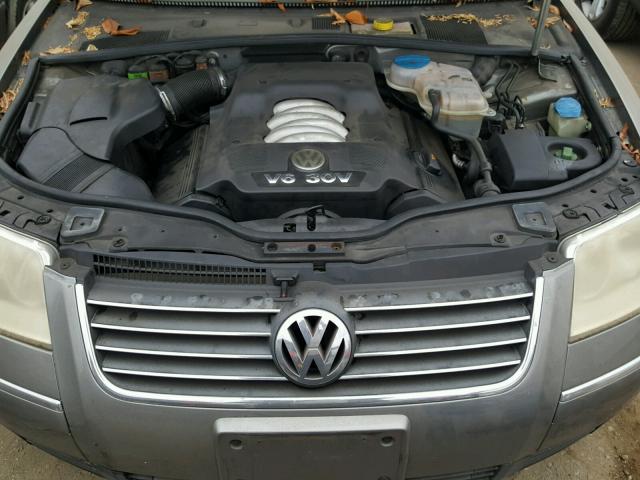 WVWRH63B44P097359 - 2004 VOLKSWAGEN PASSAT GLX BLACK photo 7