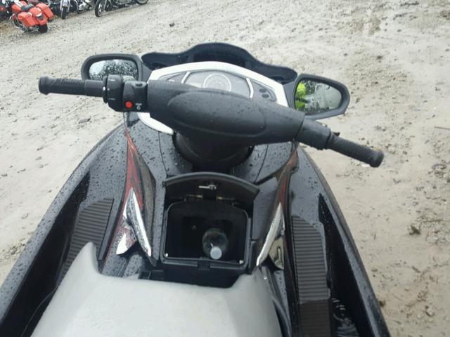 YAMA3574F707 - 2007 YAMAHA JETSKI BLACK photo 5