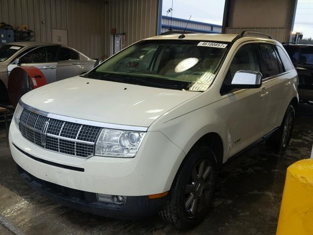 2LMDU68C57BJ22742 - 2007 LINCOLN MKX WHITE photo 2