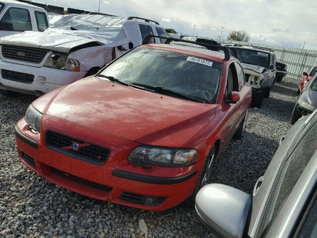 YV1RH52Y342321812 - 2004 VOLVO S60 R RED photo 2