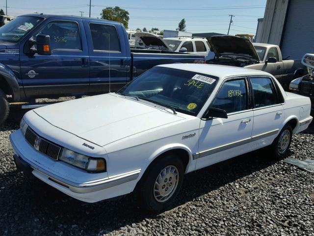 1G3AG54N7P6436953 - 1993 OLDSMOBILE CUTLASS CI თეთრი ფოტო 2