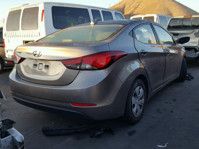 5NPDH4AE9GH707980 - 2016 HYUNDAI ELANTRA SE TAN photo 4