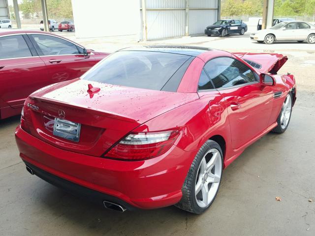 WDDPK4HA0DF059930 - 2013 MERCEDES-BENZ SLK 250 RED photo 4