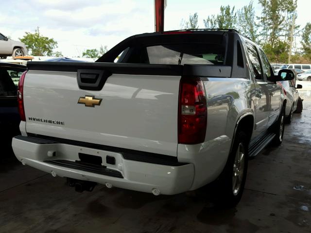 3GNEK12377G104625 - 2007 CHEVROLET AVALANCHE WHITE photo 4