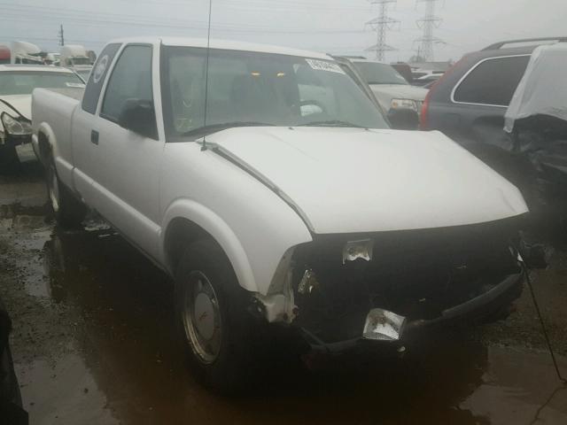 1GTCS19W528150744 - 2002 GMC SONOMA WHITE photo 1